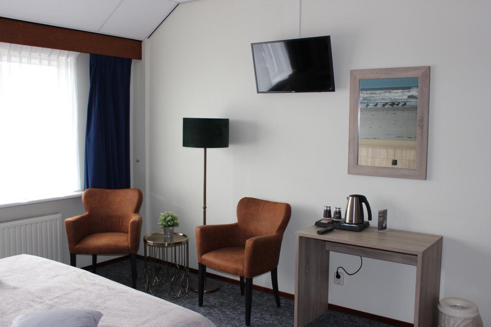 Hotel "De Klok" Buren  Eksteriør bilde