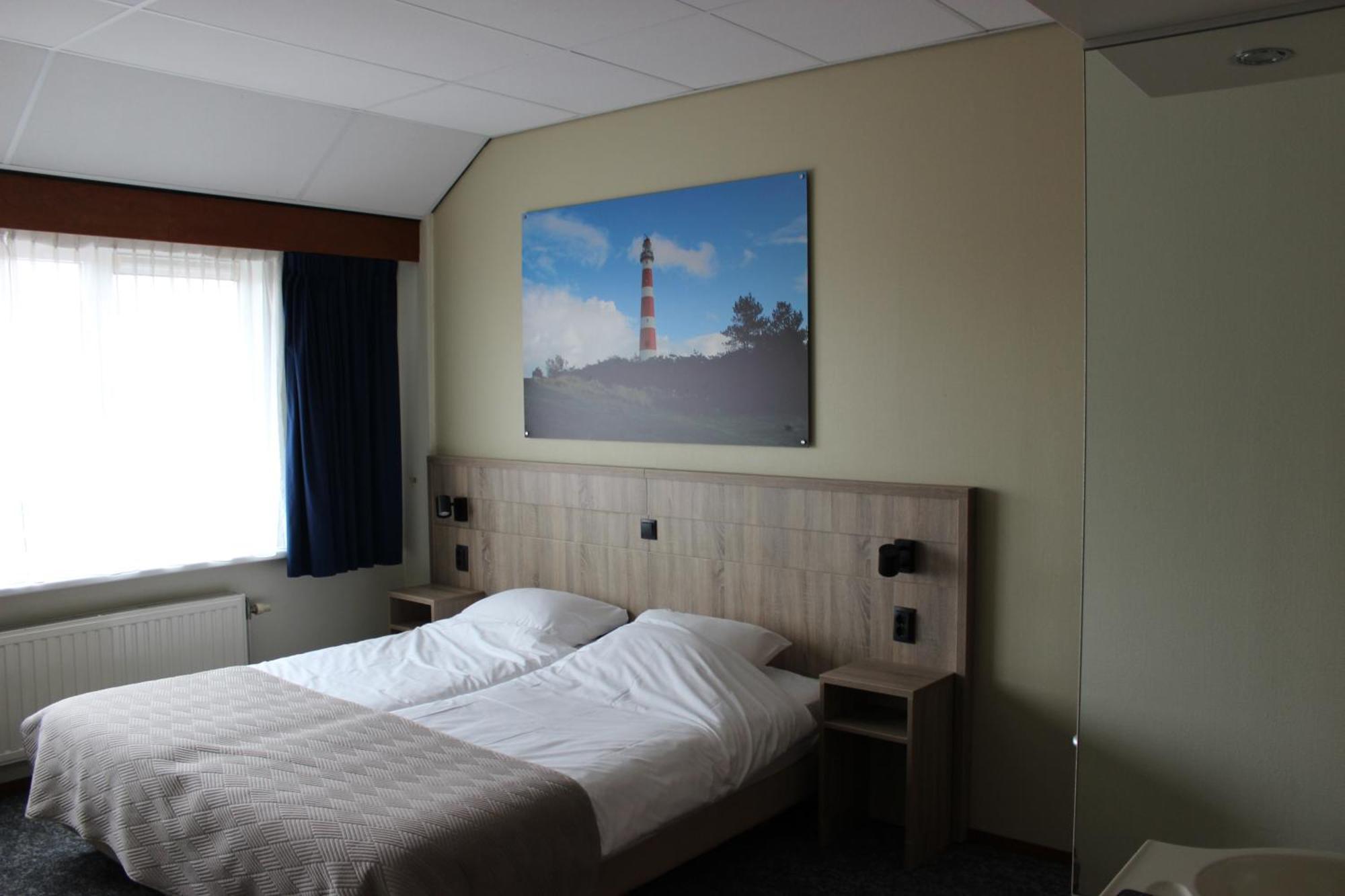 Hotel "De Klok" Buren  Eksteriør bilde