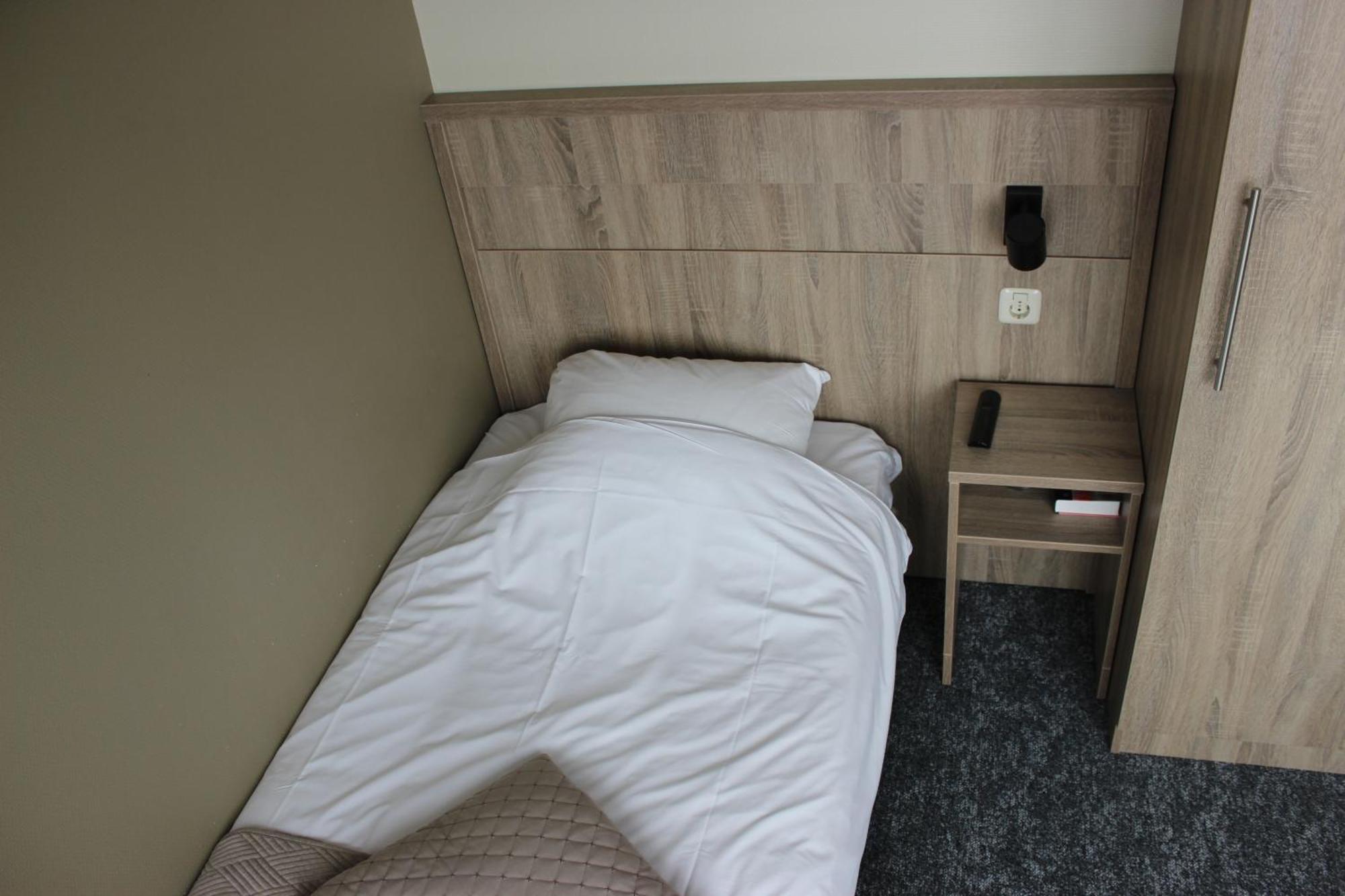 Hotel "De Klok" Buren  Eksteriør bilde